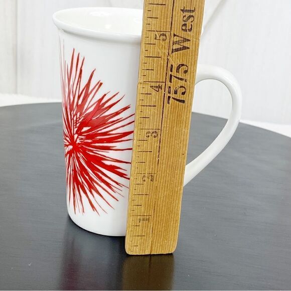 Starbucks Starburst 2014 Holiday Mug White Red 12OZ - Picture 10 of 10